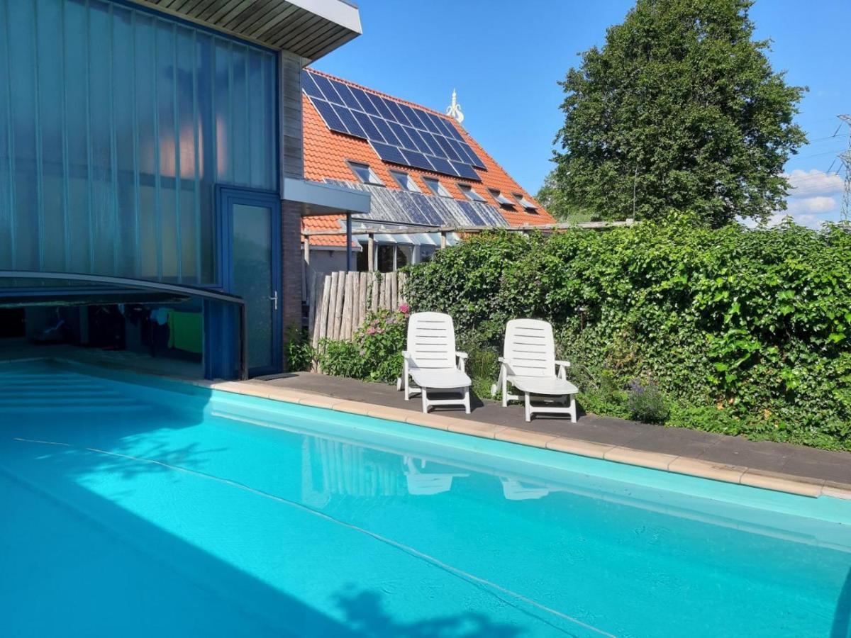 Luxe Gastenverblijf In Het Hart Van Friesland Akkrum Exterior foto